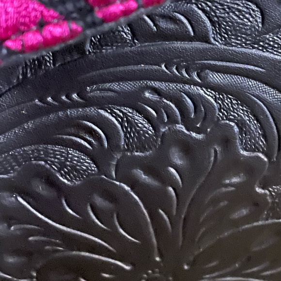 Vegan Backpack, Black backpack, Embroidered Backpack, Floral Backpack, Vegan - Picture 6 of 13